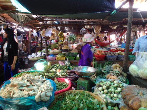 43_kampong cham market